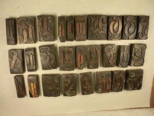 27 Holzlettern Buchstaben